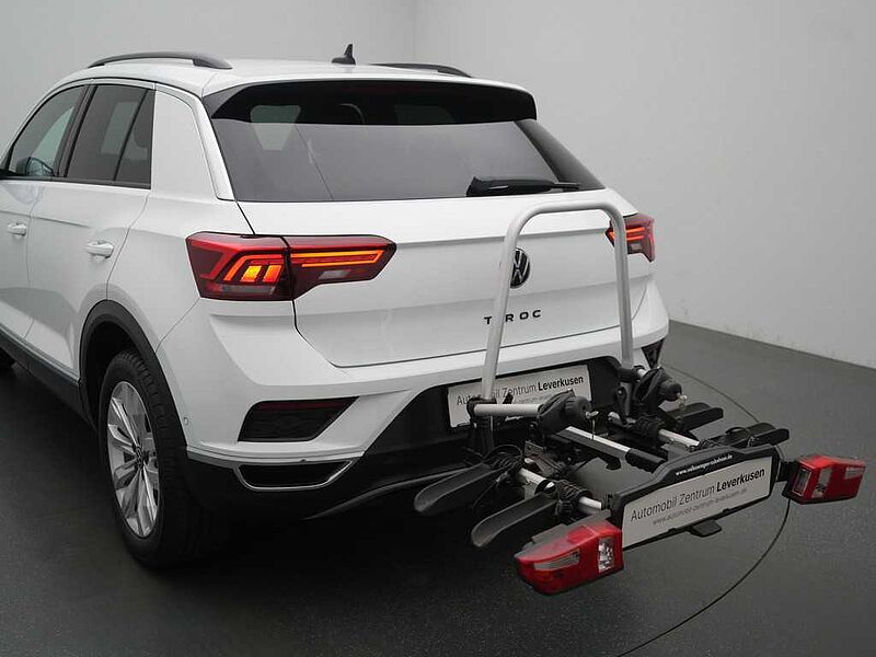 Volkswagen T-Roc Sport ACC AHK NAVI KAM LED SHZ PDC