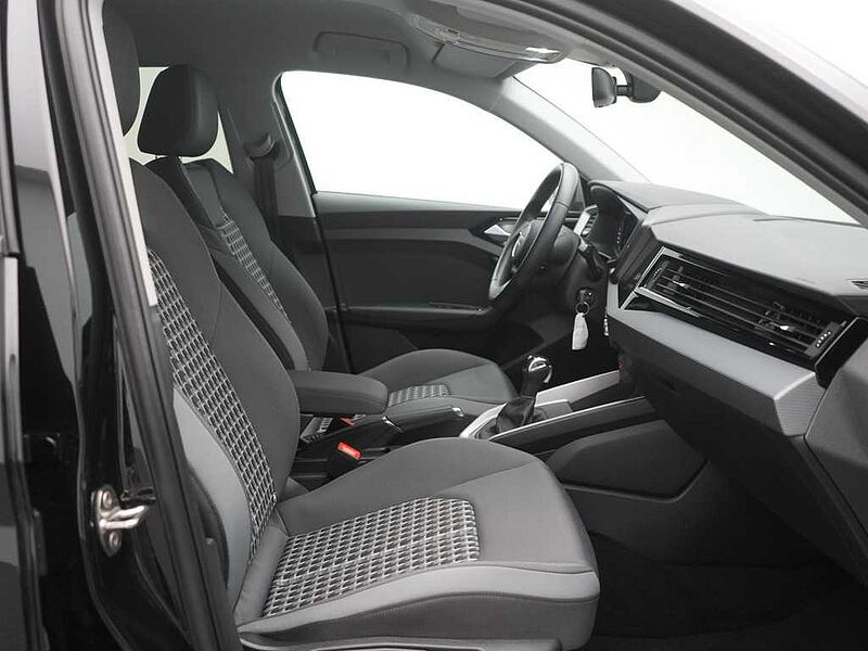 Audi A1 Sportback 40 S line VIRT LED KAM SHZ PDC