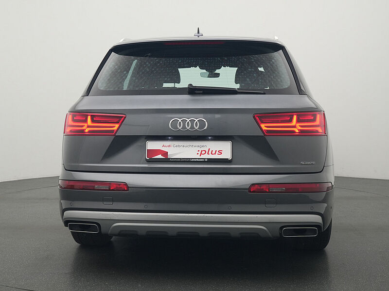 Audi Q7 50 quattro S line VIRT XENON AHK PDC ACC NAVI