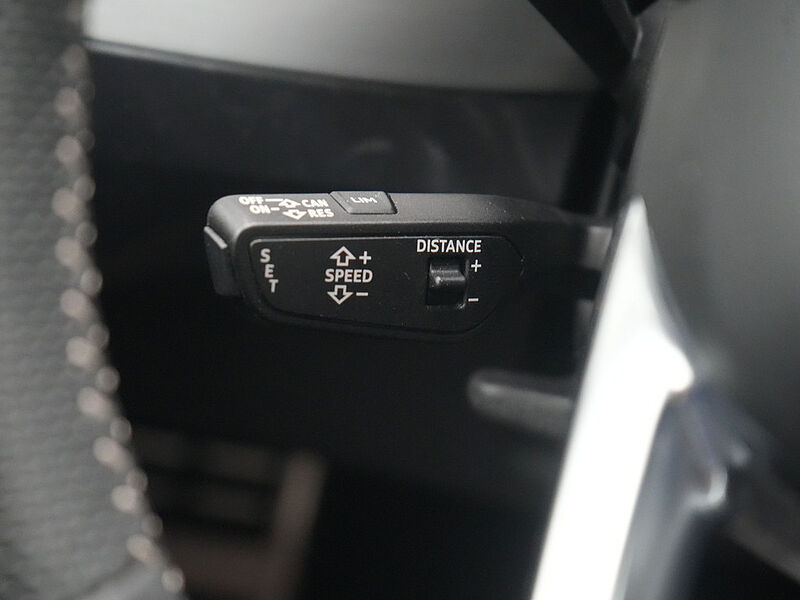 Audi Q7 50 quattro S line VIRT XENON PDC ACC NAVI