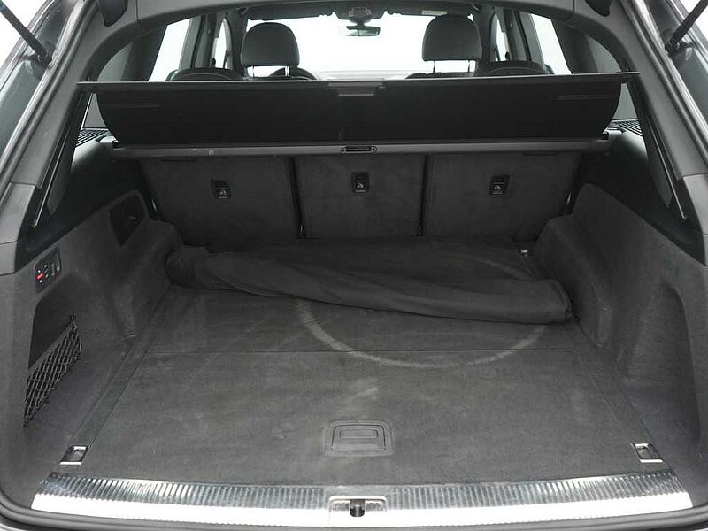 Audi Q7 50 quattro S line VIRT XENON PDC ACC NAVI