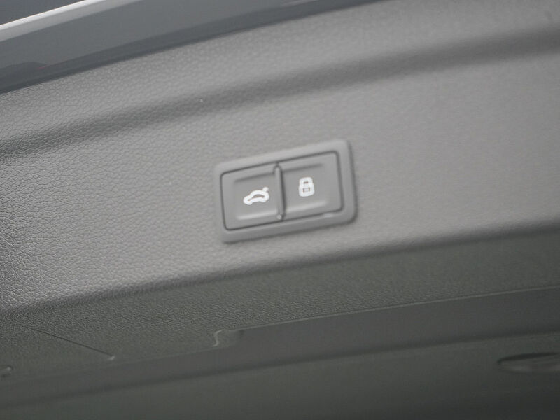 Audi Q3 Sportback 45 quattro S line AHK PANO KAM SHZ