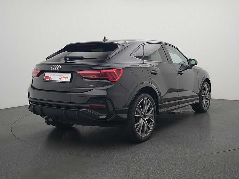 Audi Q3 Sportback 45 quattro S line AHK PANO KAM SHZ