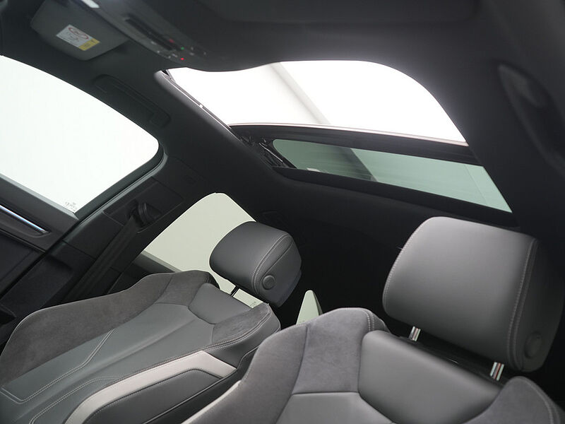 Audi Q3 Sportback 45 quattro S line AHK PANO KAM SHZ