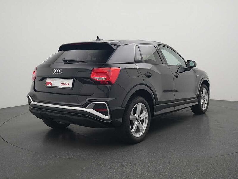 Audi Q2 35 S line LED KAM AHK SHZ PDC KLIMA