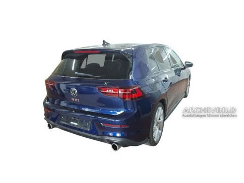 Volkswagen Golf VIII DSG MATRIX HUD PANO H/K KAM PDC