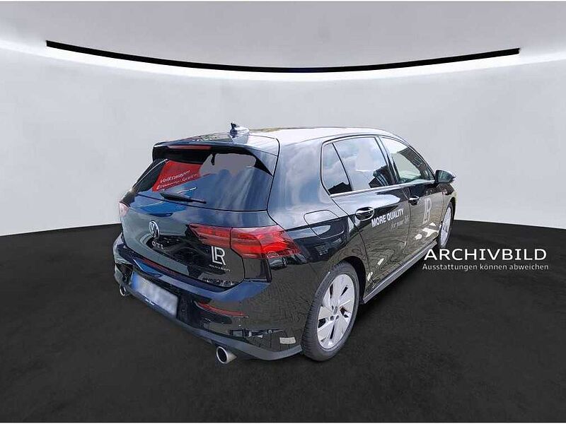 Volkswagen Golf VIII GTI DSG PANO HUD KAM SHZ PDC MATRIX