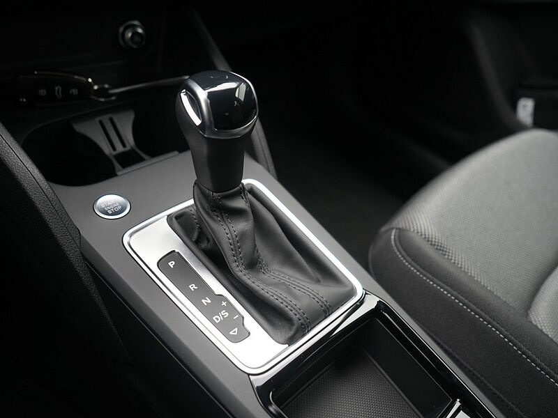 Audi Q2 advanced MATRIX AHK APP SHZ KLIMA PDC