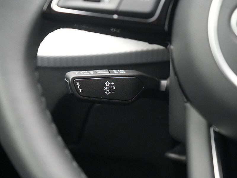 Audi Q2 advanced MATRIX AHK APP SHZ KLIMA PDC