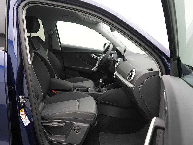 Audi Q2 advanced MATRIX SHZ AHK PDC KLIMA